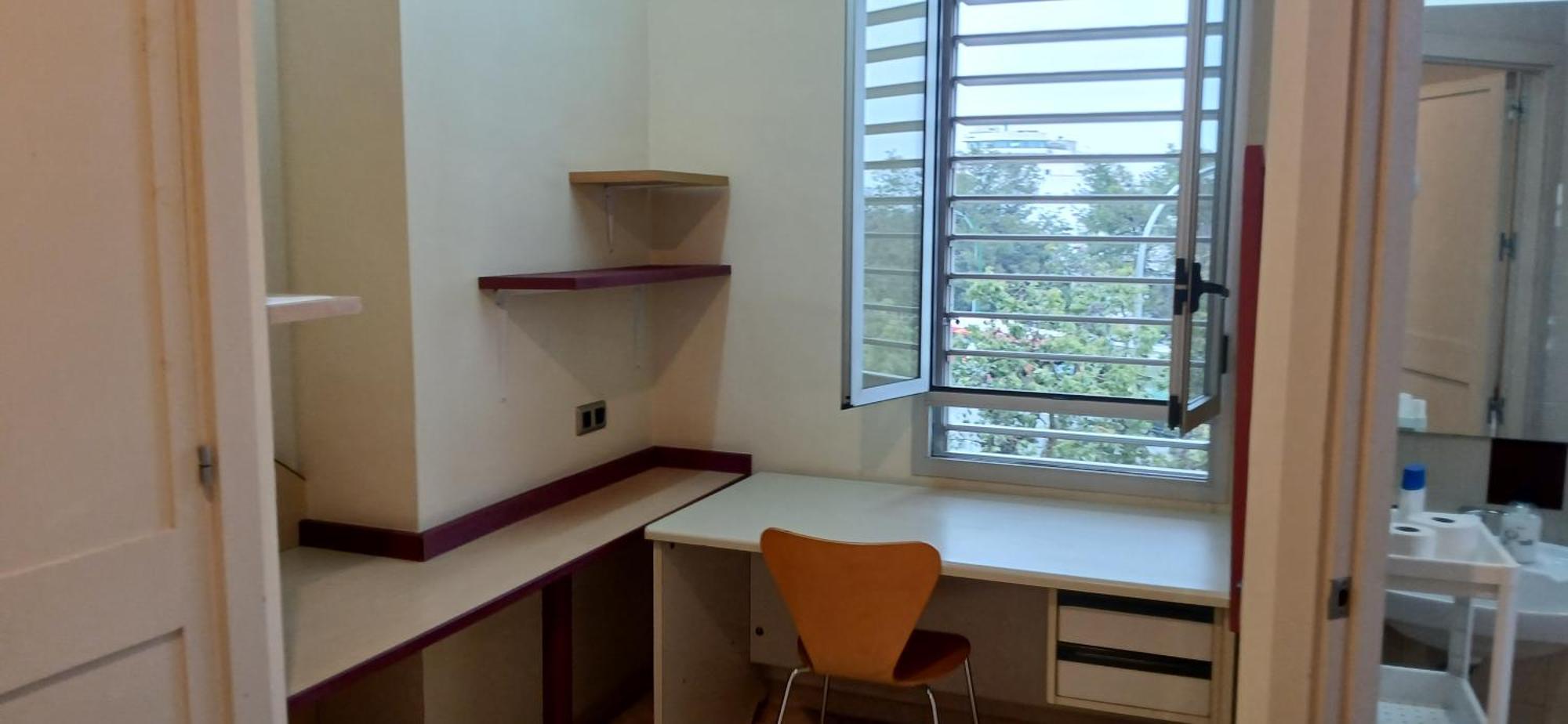 Larru Los Bermejales Residencia Universitaria Sevilla Eksteriør bilde